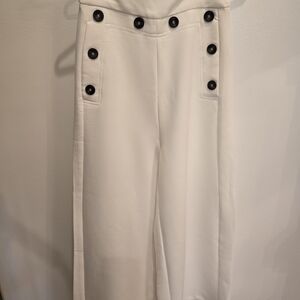 DO+BE White Garment with Black Label